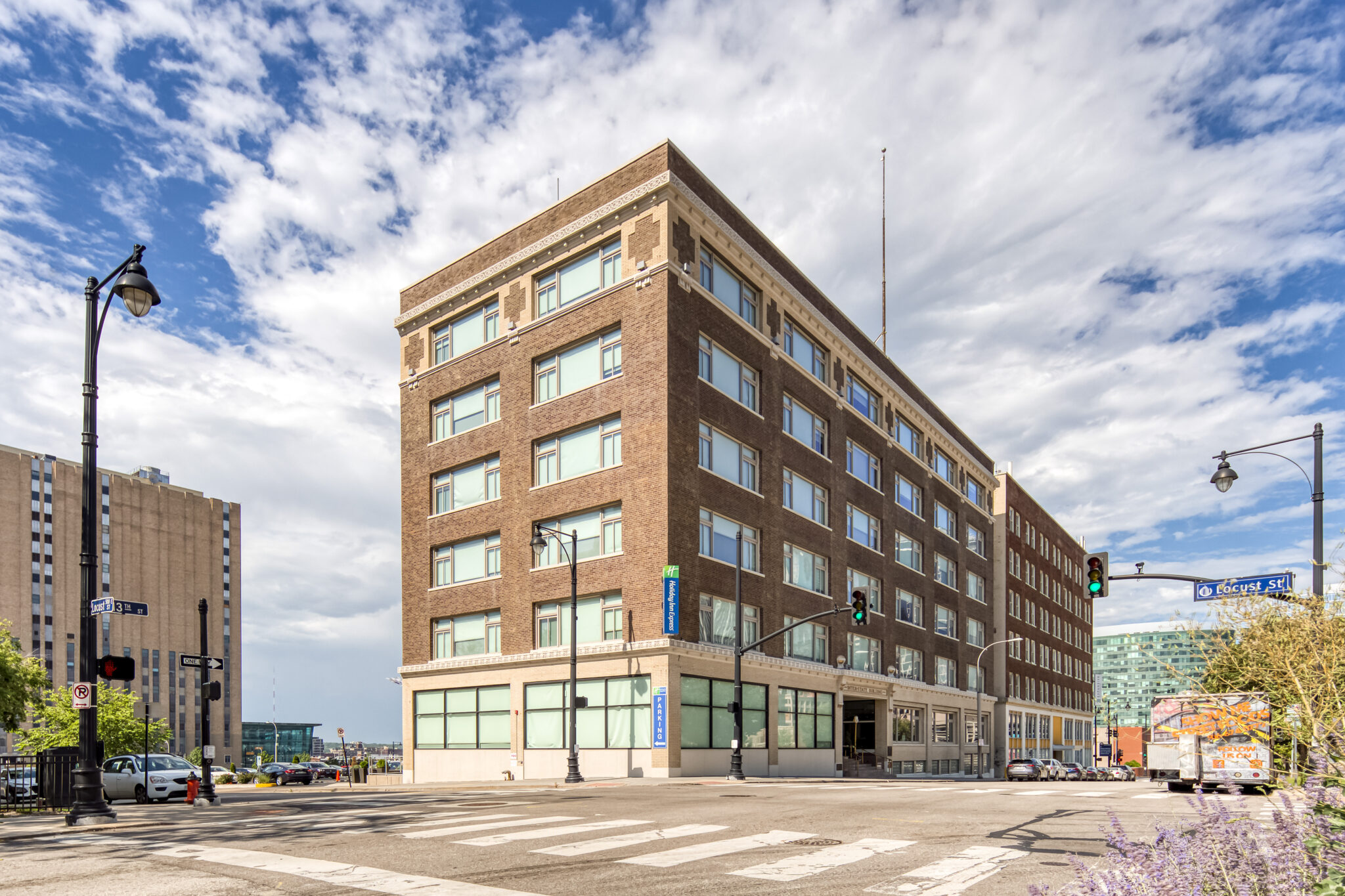 Downtown KC Hotels | Holiday Inn Express Kansas City Downtown